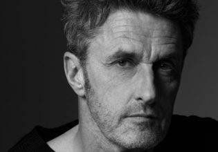 Αφιέρωμα στα ντοκιμαντέρ του Οσκαρικού δημιουργού Πάβελ Παβλικόφσκι