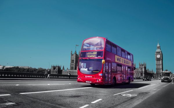 Βρετανία: Σε απεργία για μισθολογικά αιτήματα προχωρούν πάνω από 2.500 οδηγοί λεωφορείων