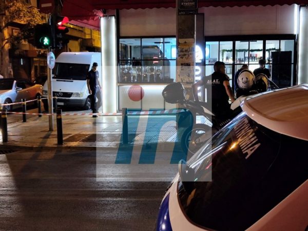 Κυψέλη: Απόπειρα αυτοκτονίας εξετάζει η ΕΛ.ΑΣ για την γυναίκα που βρέθηκε αιμόφυρτη