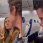 Πιλότος κάνει τους επιβάτες να ξεσπάσουν σε χειροκροτήματα και κλάματα