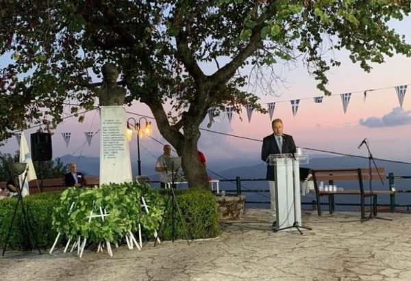 Αποκαλύφθηκε η προτομή του στρατηγού Δημητράκη Πλαπούτα στο Παλούμπα Γορτυνίας