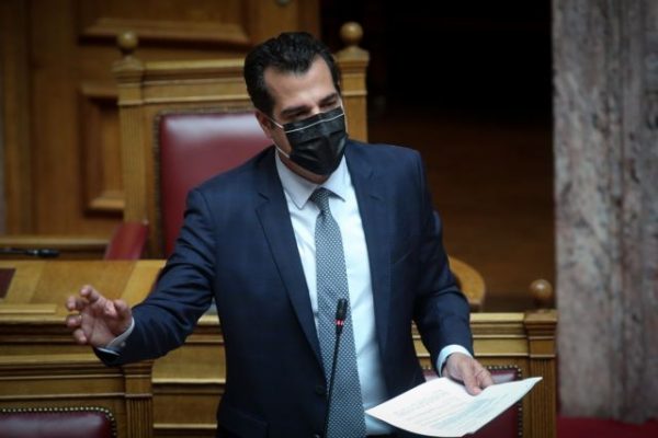 Πλεύρης για μελέτη Λύτρα: Ο Τσίπρας επέλεξε να συνταχθεί με Πολάκη και τις αντιεμβολιαστικές του απόψεις