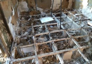 Τελευταία τους ελπίδα ο Πρωθυπουργός για να φτιάξουν τα καμένα σπίτια τους από την τραγωδία στο Μάτι