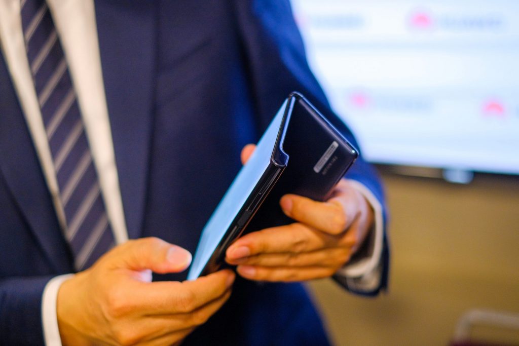 Galaxy Z Fold4 και Galaxy Z Flip4: Όλα όσα πρέπει να ξέρεις για τα ολοκαίνουργια smartphones της Samsung