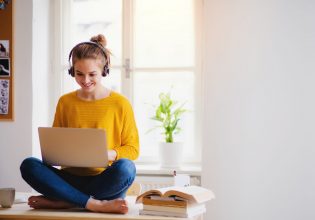 Πες μας τι σπουδάζεις, να σου πούμε ποιο laptop χρειάζεσαι