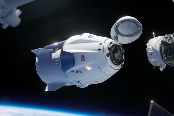 SpaceX: Χρυσό συμβόλαιο με τη NASA για αποστολές στον ISS