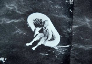 Ιστορία βγαλμένη από ταινία: Δολοφόνησαν την οικογένειά της και πέρασε 4 μέρες στον Ατλαντικό