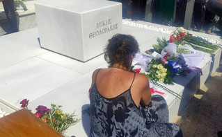 Ένας χρόνος από τον θάνατο του Μίκη Θεοδωράκη – Στο Γαλατά το μνημόσυνο 11