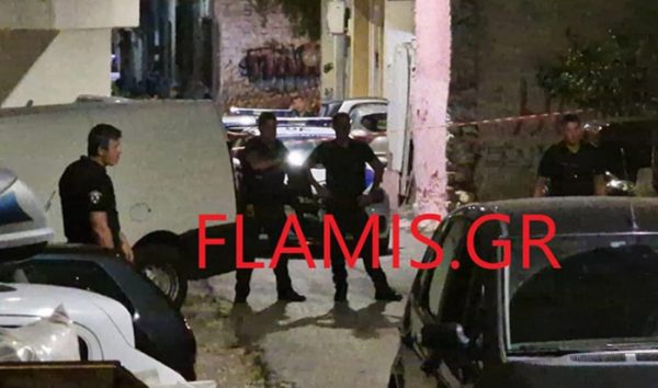 Πάτρα: Χειροπέδες στον άνδρα που απειλούσε με τσεκούρι