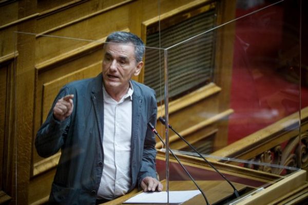 Ευκλείδης Τσακαλώτος: «Όταν ο κ. Μητσοτάκης λέει “το μαξιλάρι που εμείς χτίσαμε” μπορεί να μας εξηγήσει το “εμείς”»;