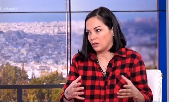 Κατερίνα Τσάβαλου: Η απώλεια που της στοίχισε, η αποβολή και η απουσία από την τηλεόραση