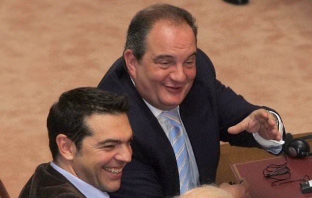 Η «καραμανλική» Αριστερά και το διαχρονικό φλερτ Τσίπρα με Καραμανλή