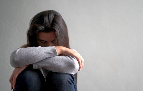 Long Covid και αυτοκτονία: Επιστήμονες προειδοποιούν για σιωπηλή κρίση