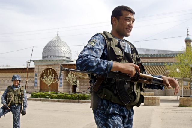 Ουζμπεκιστάν: Μουσουλμάνοι κληρικοί προειδοποιούν τους Ουζμπέκους να μην εμπλακούν στον πόλεμο Ρωσίας – Ουκρανίας