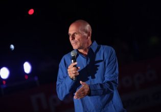 Βαρουφάκης: «Η ρήξη είναι η απάντηση στην κρίση»