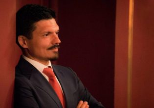 Πειραιάς: Κολυμπάμε για τη ζωή – Σκυταλοδρομία αγάπης «Βασίλης Τοκάκης»