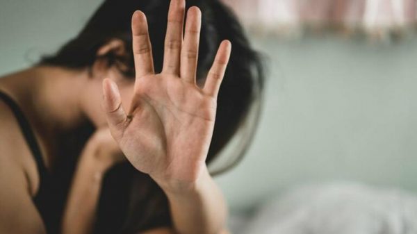 Βόλος: 23χρονη ΑμεΑ κατήγγειλε ότι τη βίασε ο θείος της – Η μητέρα της την είχε διώξει από το σπίτι