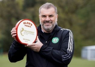 Ποστέκογλου: «Δεν φεύγω από τη Σέλτικ»