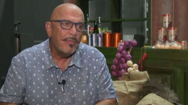 Έξαλλος ο Γιάννης Ζουγανέλη: Είναι τρελό να με ρωτούν αν χώρισε η κόρη μου