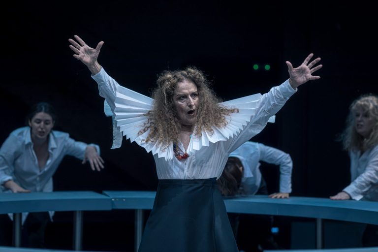 Εκκλησιάζουσες, η Λαϊκή Οπερέτα σε μουσική Κραουνάκη στο Κέντρο Πολιτισμού Ίδρυμα Σταύρος Νιάρχος