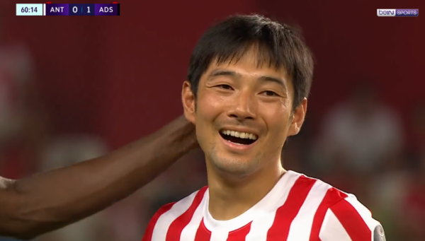 Το βίντεο της χρονιάς: Μπήκε και αποβλήθηκε σε δέκα δευτερόλεπτα