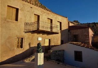 Γιάννης Ρίτσος: Μουσείο το σπίτι του σπουδαίου ποιητή στην Μονεμβάσια