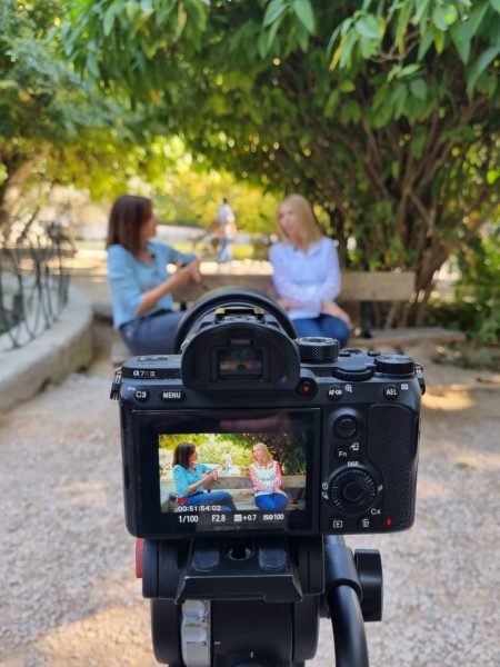 Η Έλλη Στάη προσκεκλημένη στην Μεγάλη Εικόνα και στην Νίκη Λυμπεράκη στο MEGA