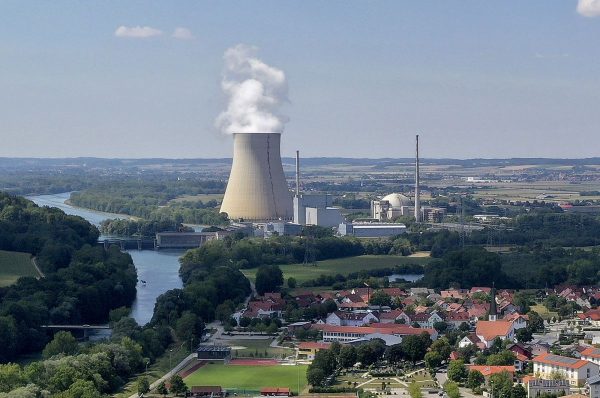 Γερμανία: Έως τις 15 Απριλίου θα παραμείνουν σε λειτουργία οι τρεις γερμανικοί πυρηνικοί σταθμοί
