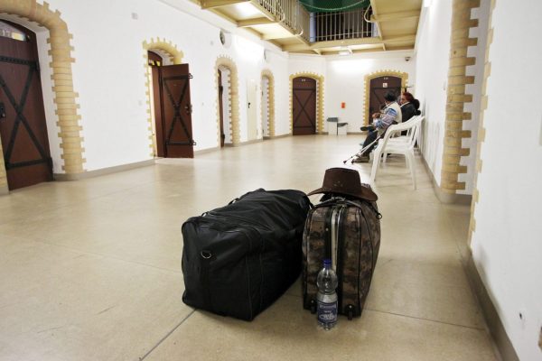 ΕΕ: Κατηγορεί τη Σερβία ότι επιτρέπει τη δημιουργία νέου μεταναστευτικού διαδρόμου προς το μπλοκ