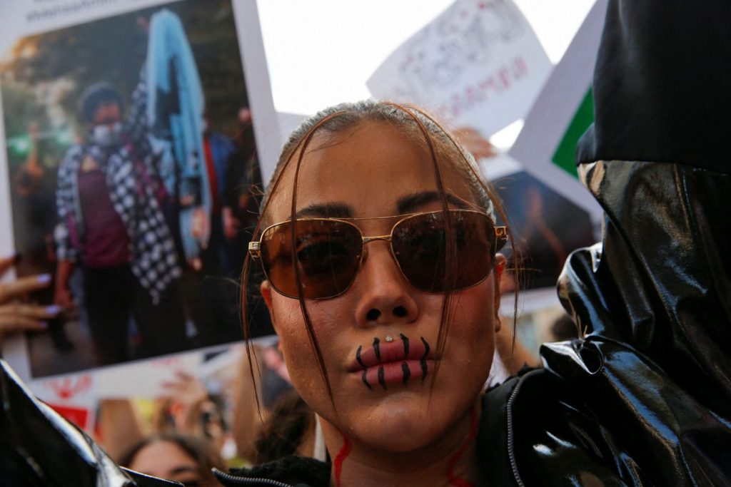 Ιράν: Διαδηλώσεις αλληλεγγύης για τον θάνατο της Αμινί είναι προγραμματισμένες για σήμερα σε όλο τον κόσμο