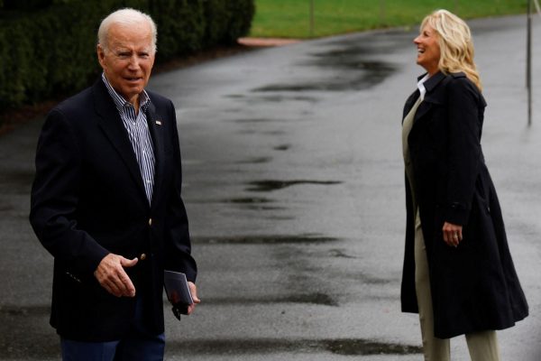 Μπάιντεν: Επίσκεψη στη Φλόριντα για αυτοψία των καταστροφών από τον κυκλώνα Ίαν