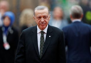 Frankfurter Rundschau: Ο Ερντογάν απειλεί την Ελλάδα πριν τη Σύνοδο Κορυφής της ΕΕ