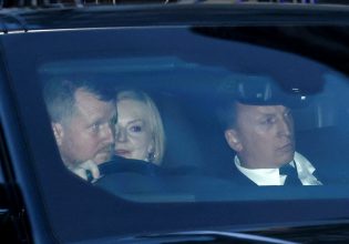 Το βαρύ φθινόπωρο μιας Βρετανίας σε βαθιά κρίση