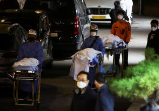 Νότια Κορέα: Βίντεο από τη στιγμή που εκατοντάδες κόσμου ποδοπατούνται – Σκληρές εικόνες