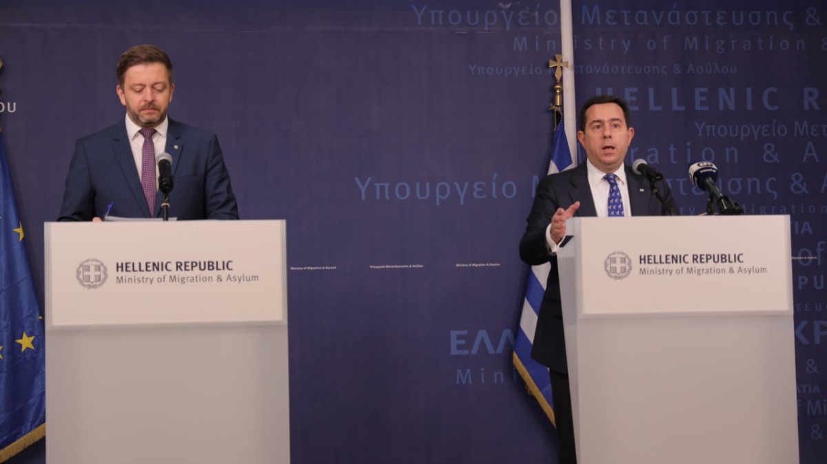 Μηταράκης: «Ευχαριστούμε την Ελλάδα που φυλάσσει τα σύνορα» – Συνάντηση με τον Τσέχο αναπληρωτή πρωθυπουργό