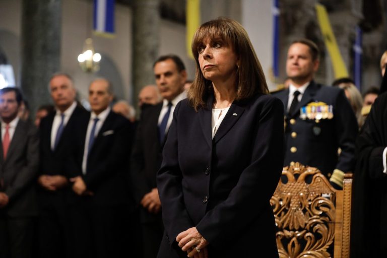 Θεσσαλονίκη: Η διπλή γιορτή – Πλήθος κόσμου στην δοξολογία