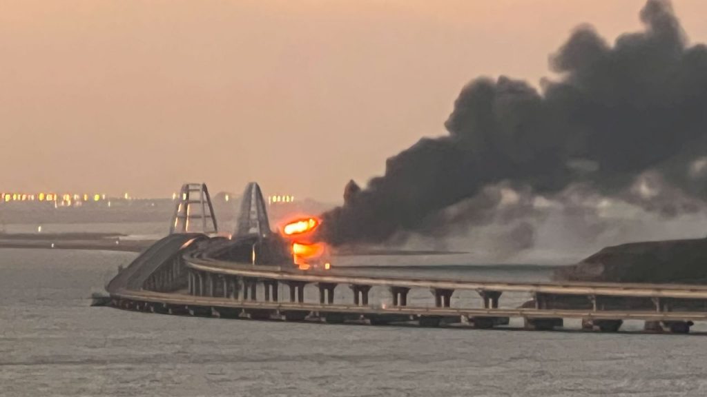 Κριμαία: To Κίεβο «έκαψε» κάθε γέφυρα επικοινωνίας – Και τώρα έρχεται η απάντηση Πούτιν