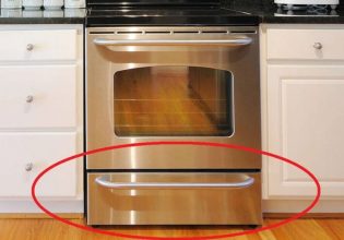 Κι όμως, δεν είναι για να βάζετε ταψιά: Δεν φαντάζεστε σε τι χρησιμεύει το συρτάρι κάτω από τον φούρνο