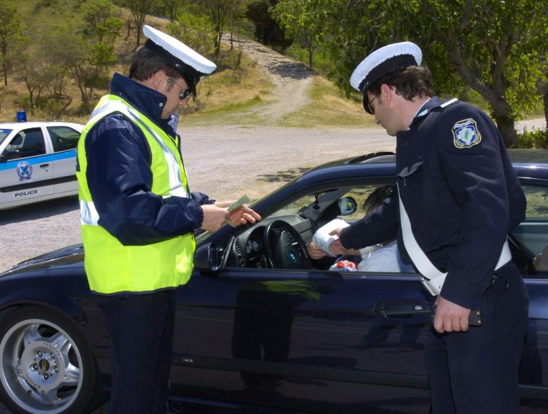 Σοκ: Σχεδόν 23.000 τροχονομικές παραβάσεις βεβαιώθηκαν σε όλη την Ελλάδα, από 16 έως 22 Οκτωβρίου 2022