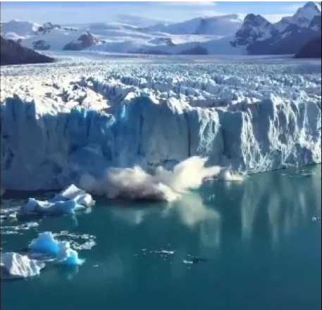 Αργεντινή: Κατάρρευση τεράστιου τμήματος του παγετώνα Περίτο Μορένο