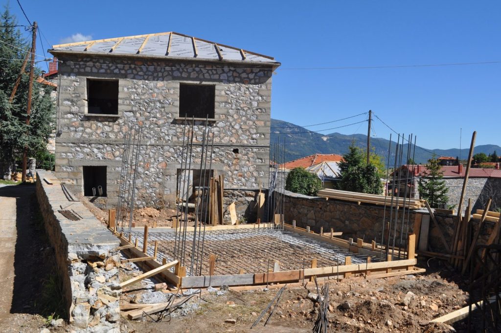 Προχωράει η αποκατάσταση σε εμβληματικά κτίρια στον Άγιο Αθανάσιο Έδεσσας
