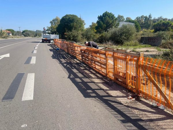 Αποκλεισμός της εισόδου του πρώην εργοστασίου «Κεράμικα» από τον Δήμο Πύργου