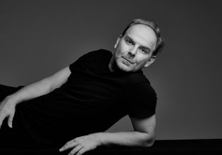 «Το όνειρο ενός γελοίου» του Ντοστογιέφσκι σε σκηνοθεσία Γ. Κουτλή κάνει πρεμιέρα στο Θέατρο Πορεία