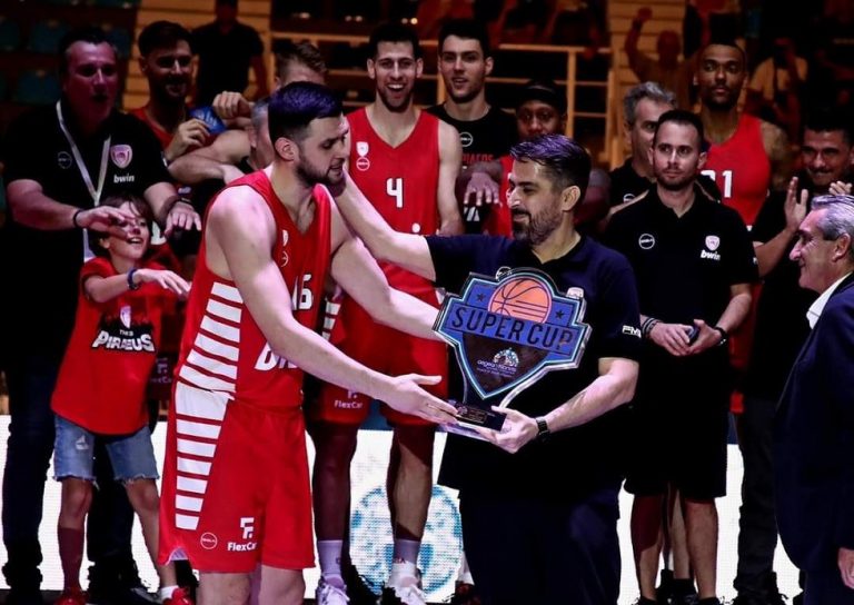 Αποθέωσε Παπανικολάου ο Μπαφές: «Μάγκας, μου έκανε τεράστια τιμή»