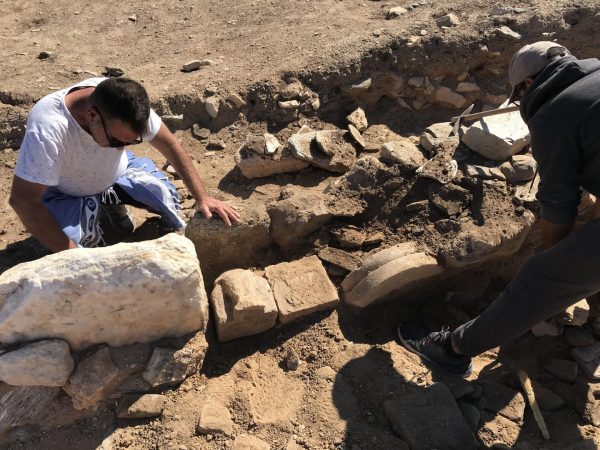 Μεγάλο αρχαίο ιερό στο Δεσποτικό Αντιπάρου – Πότε θα είναι επισκέψιμο