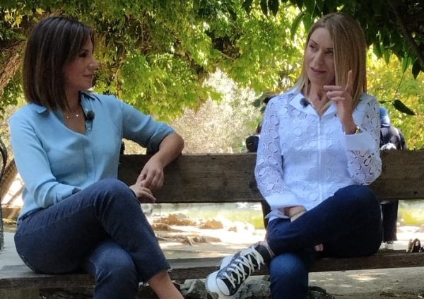 Πρεμιέρα για την «Μεγάλη Εικόνα»: Η Νίκη Λυμπεράκη συναντά την Ελλη Στάη