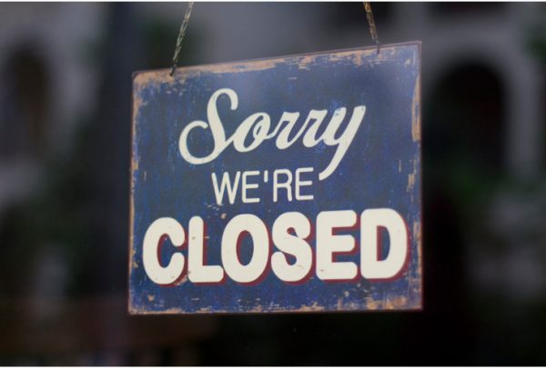 ΟΟΣΑ: Οι κορυφαίες οικονομίες διολισθαίνουν σε ύφεση, καθώς ο πόλεμος στην Ουκρανία μειώνει την ανάπτυξη