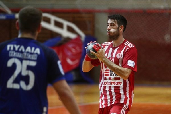 Νίκη του Ολυμπιακού κόντρα στην Πυλαία (28-25)