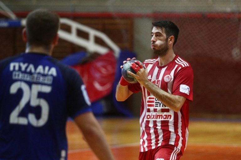 Νίκη του Ολυμπιακού κόντρα στην Πυλαία (28-25)