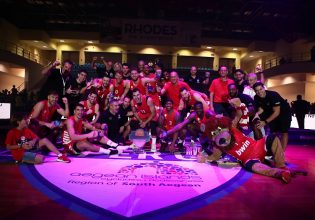 Ολυμπιακός: Τα «κλικ» από την κατάκτηση του Super Cup (pics)